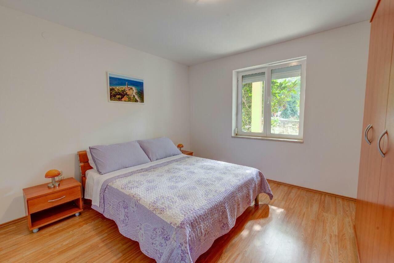 Brbinj Apartments Savar - Ilo מראה חיצוני תמונה