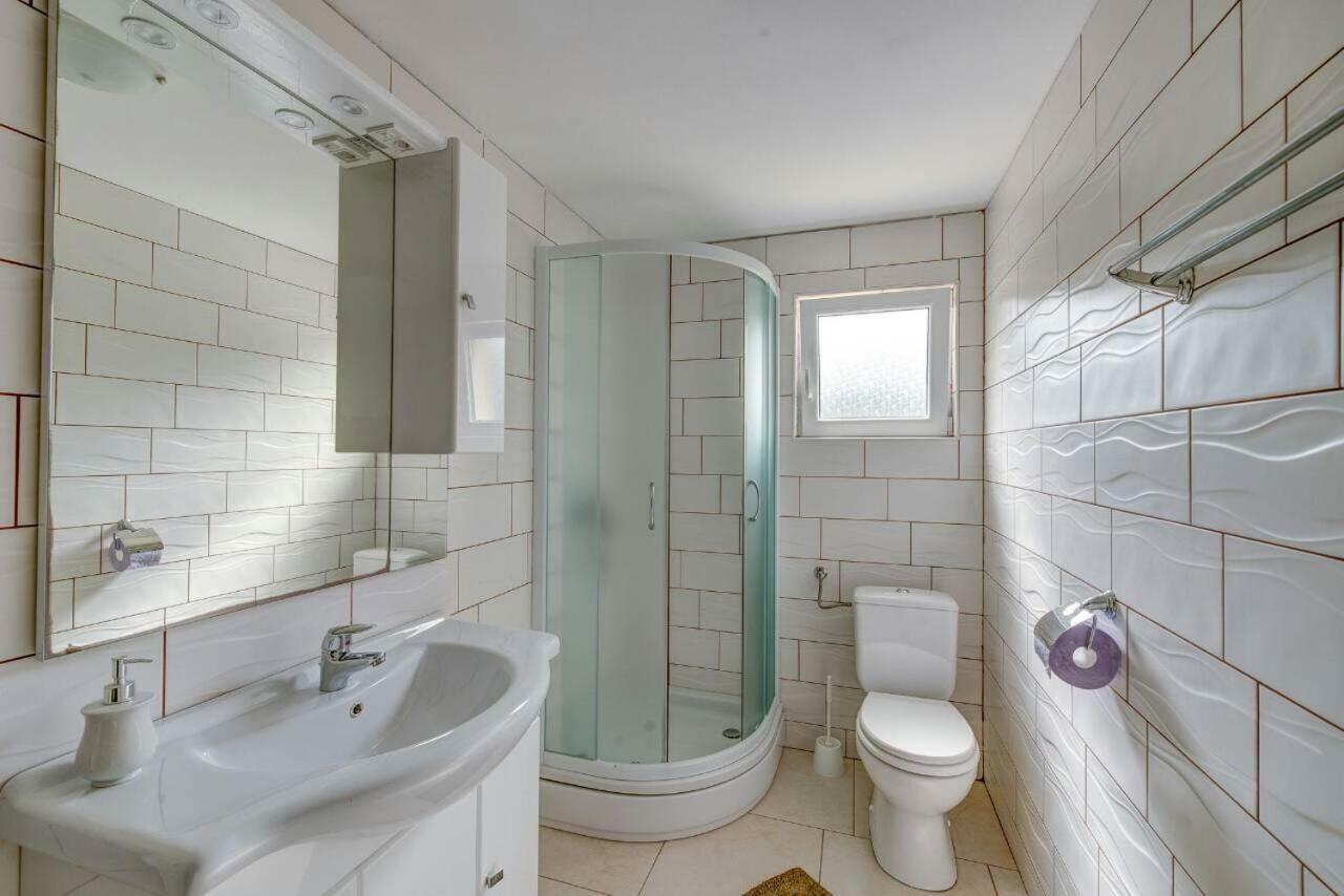 Brbinj Apartments Savar - Ilo מראה חיצוני תמונה