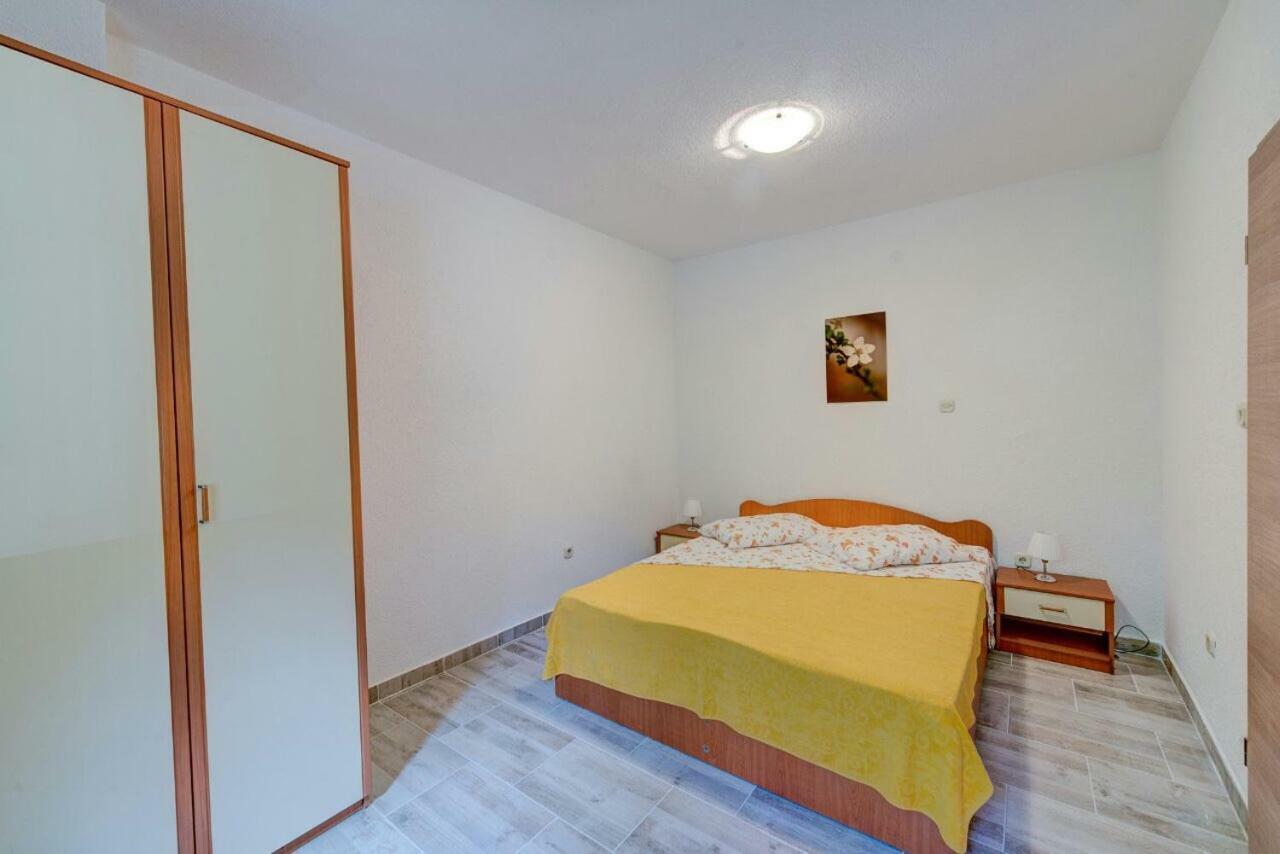 Brbinj Apartments Savar - Ilo מראה חיצוני תמונה
