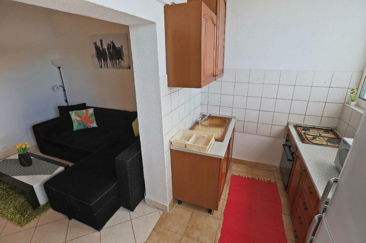 Brbinj Apartments Savar - Ilo מראה חיצוני תמונה